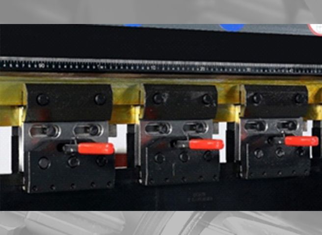 Quick Clamp - Half & Full Open
