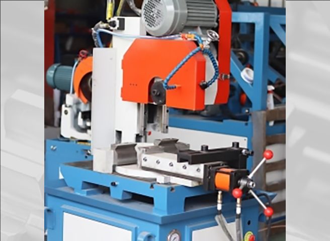 Vertical Head Movement with Double Linear Guideways